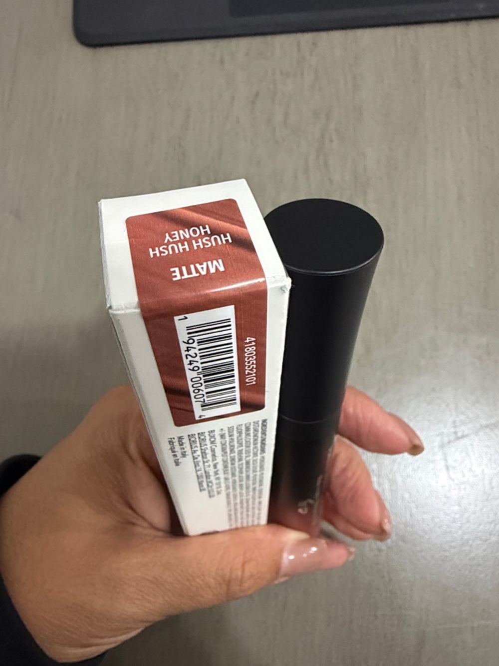 BUXOM Full-On Plumping Liquid Matte Lipstick, 8HR Long Wear, Lip Plumper - Picture 6 of 6
